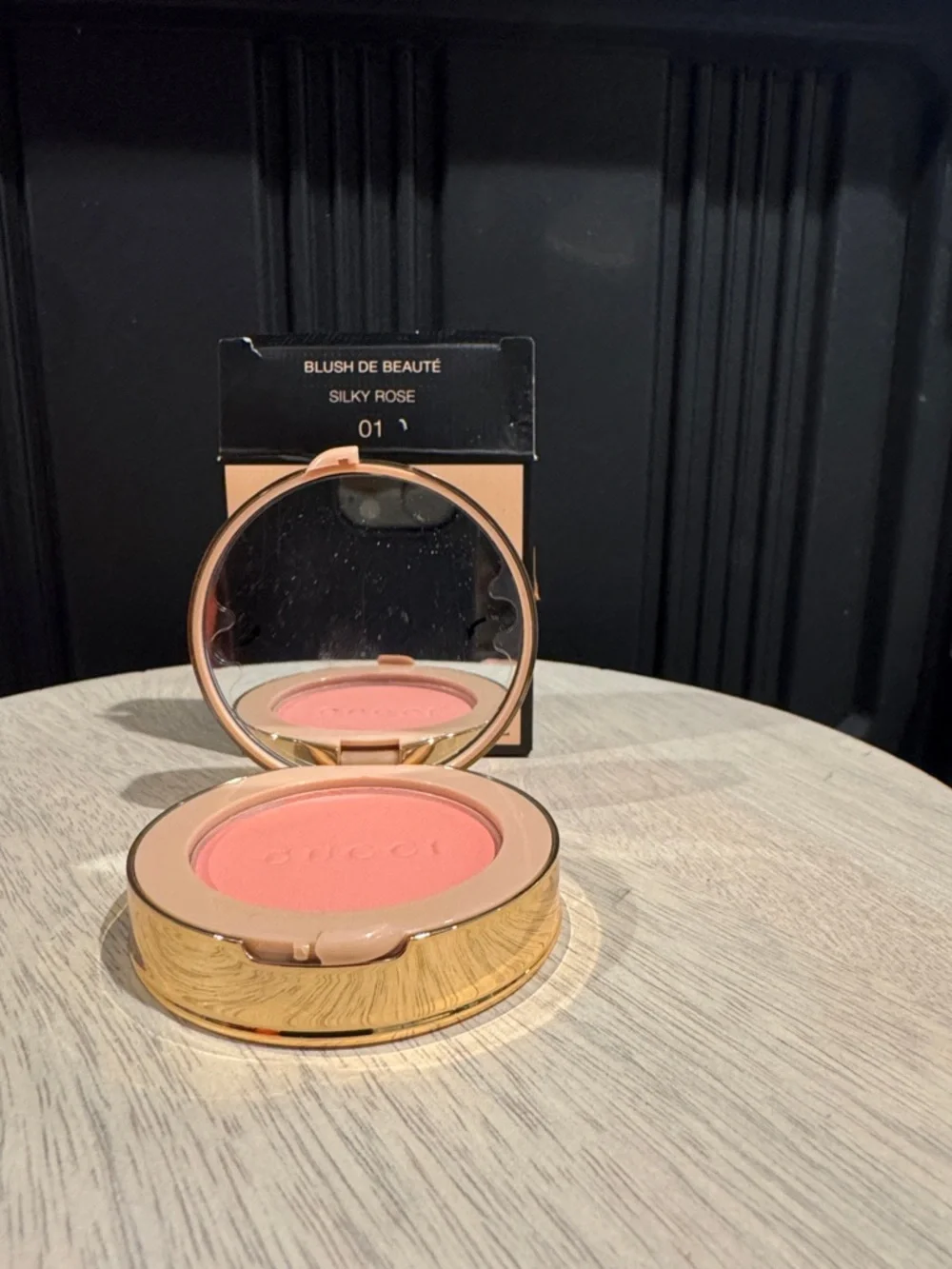 Gucci Cheeks & Eyes Powder Luminous Matte in Soft Rose Pink